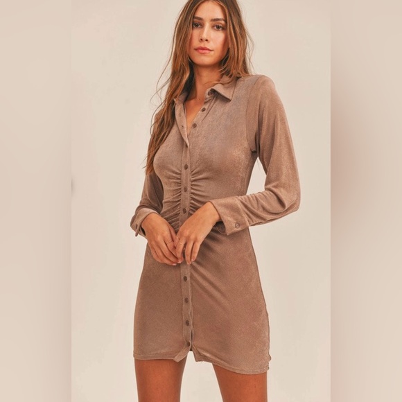Mable Dresses & Skirts - MABLE Front Ruched Button-Down Skinny Mini Shirt Dress Mocha Women’s Small